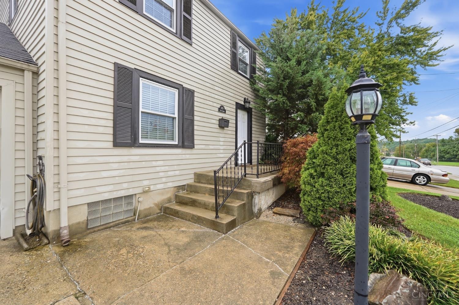809 Eaton Avenue