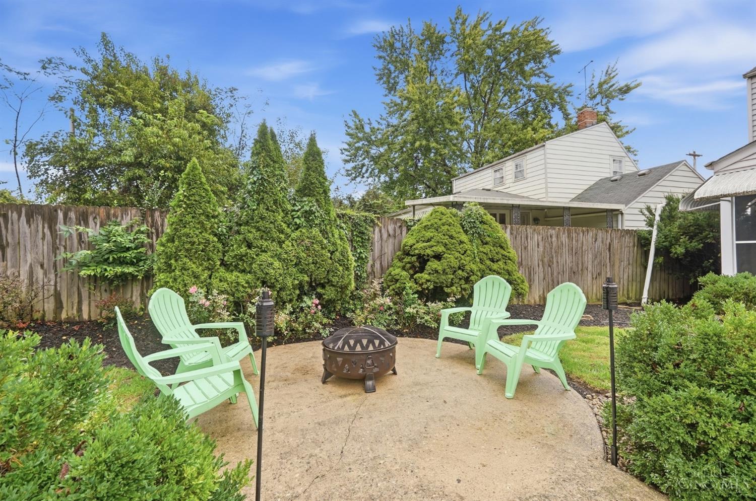 809 Eaton Avenue