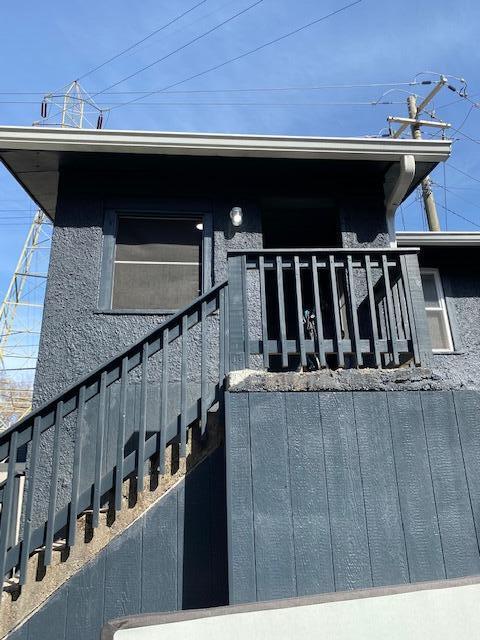 801 Highway Avenue