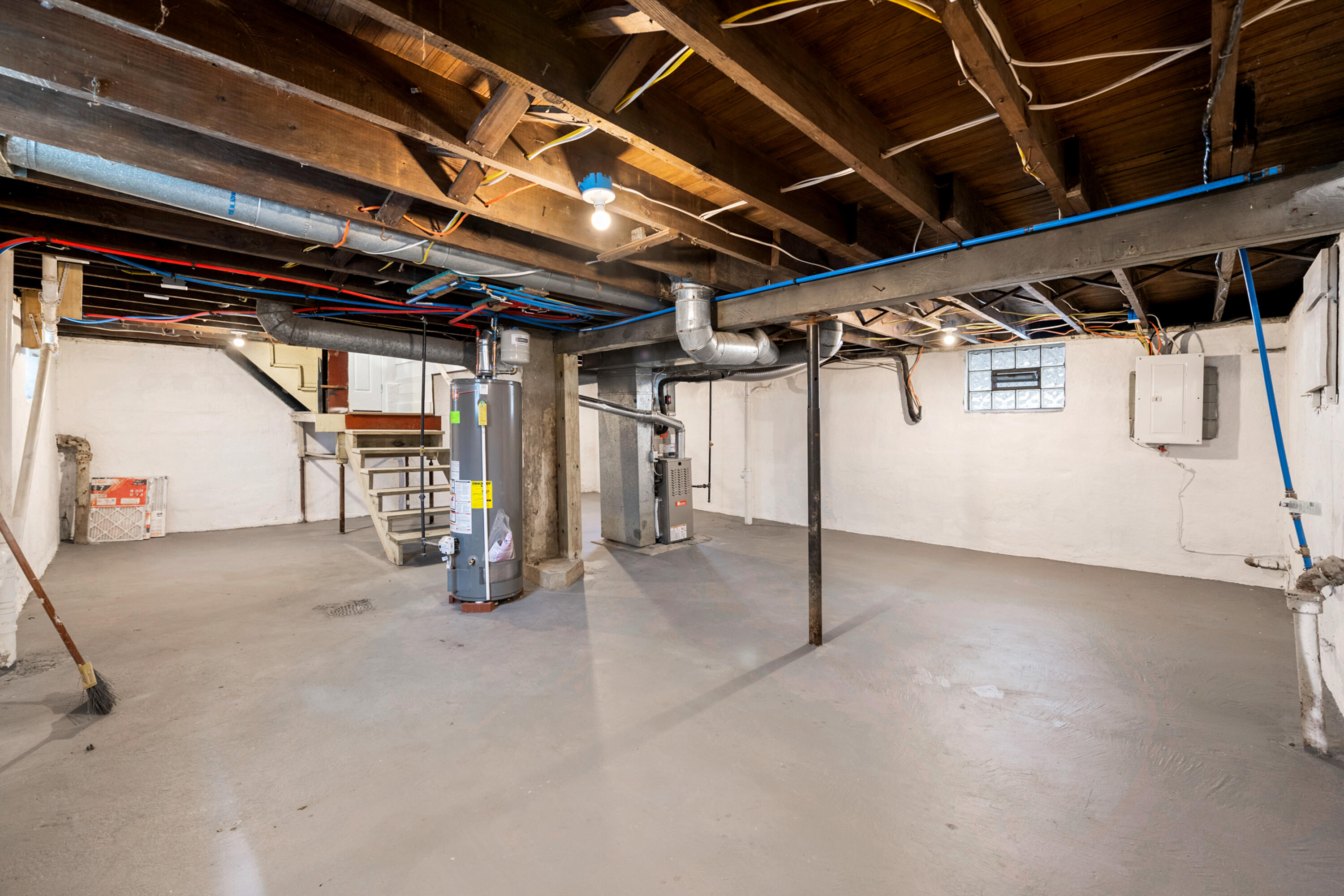212 W 22nd Street