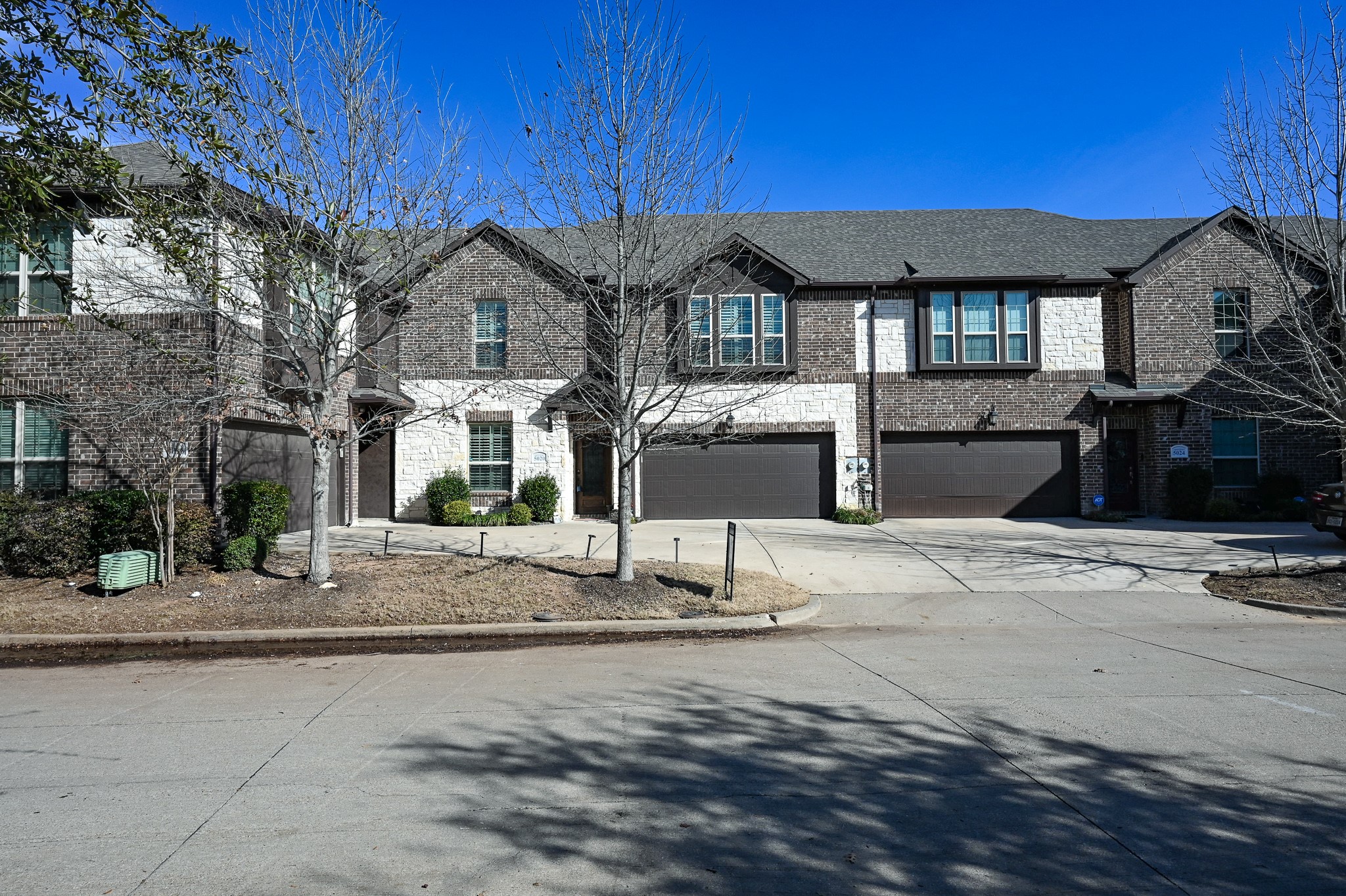 5020 Italia Lane