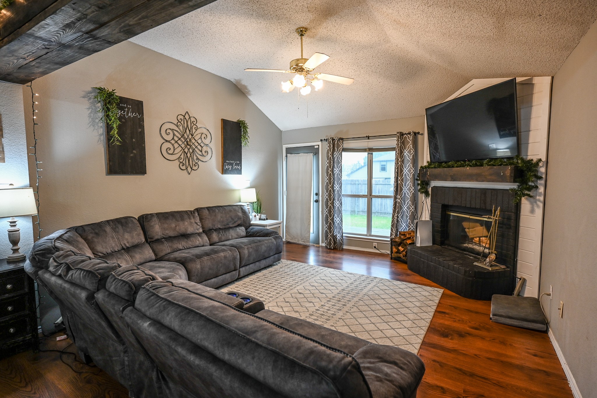 10209 Pleasant Mound Drive