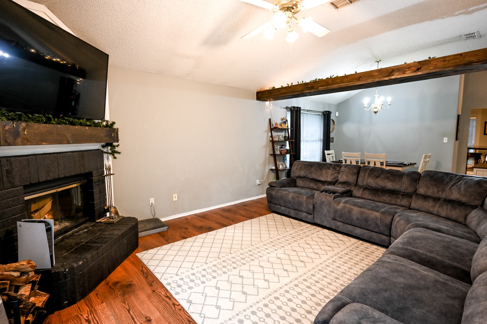 10209 Pleasant Mound Drive