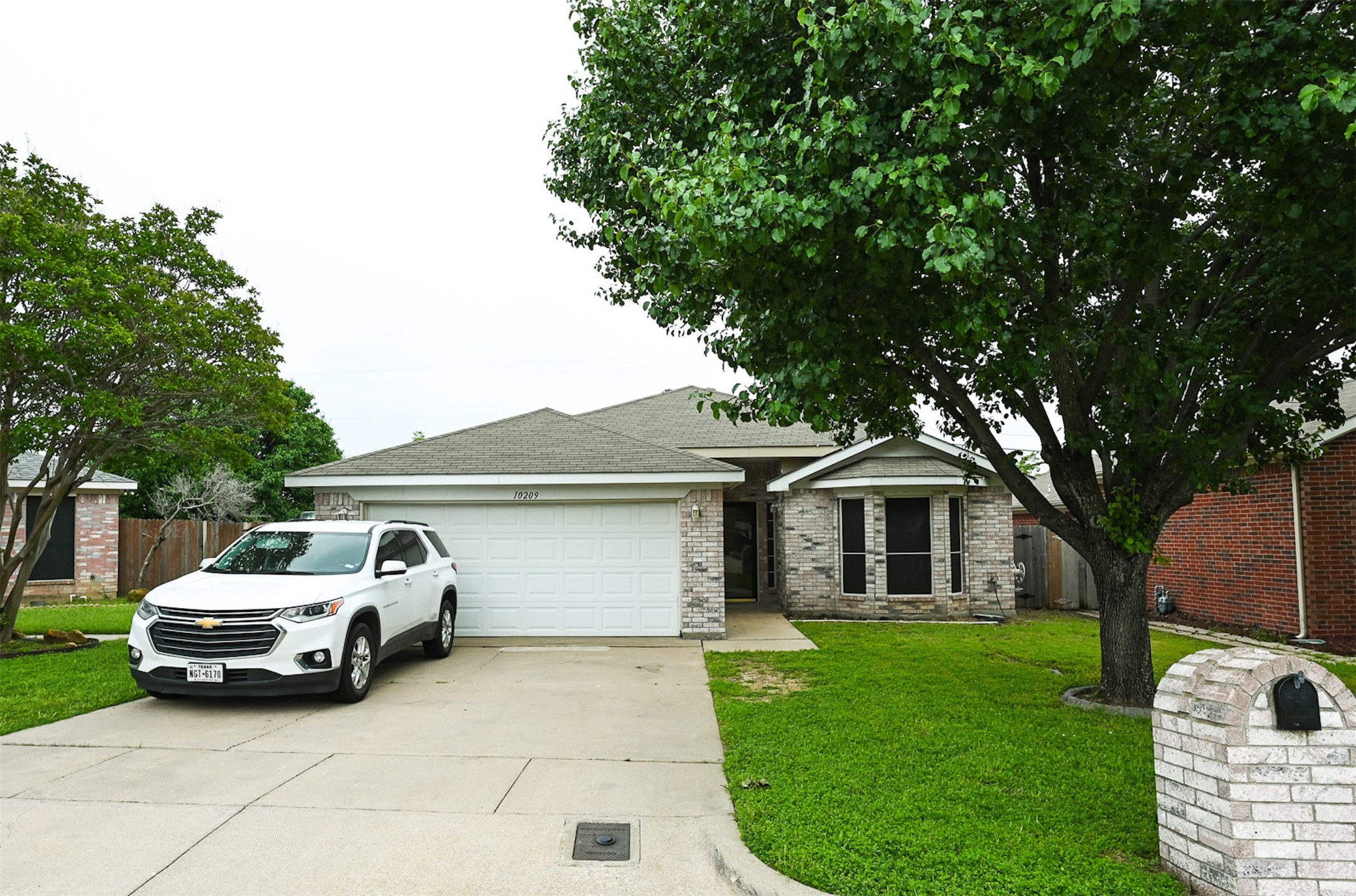 10209 Pleasant Mound Drive