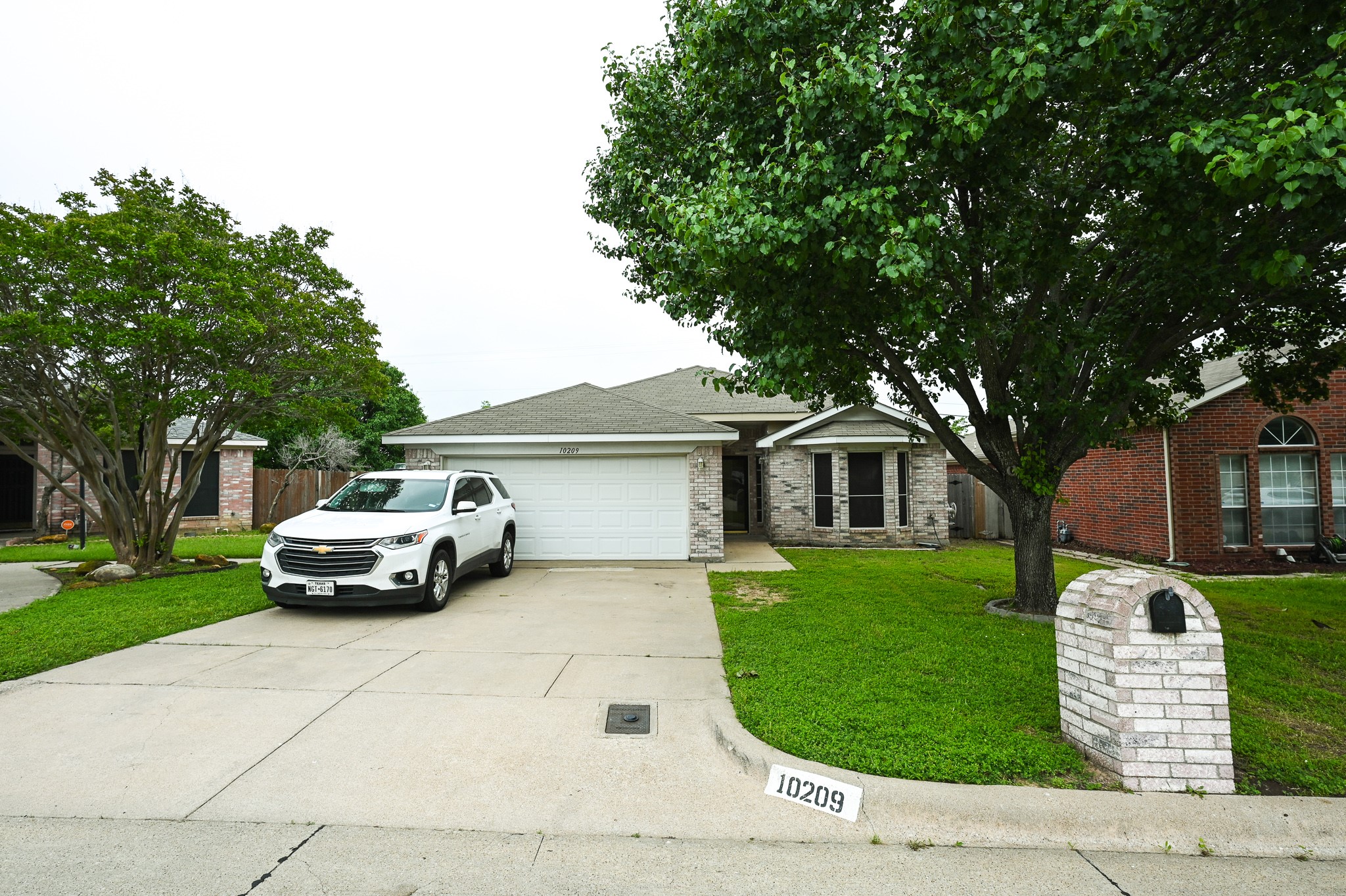 10209 Pleasant Mound Drive