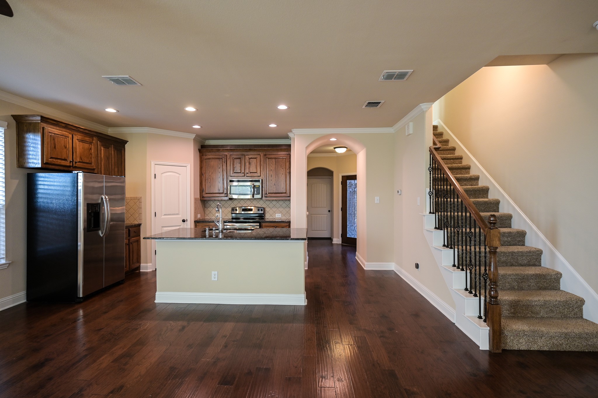 5076 Italia Lane