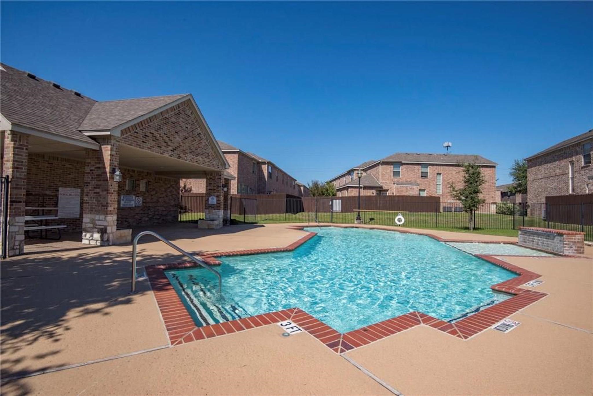 5076 Italia Lane