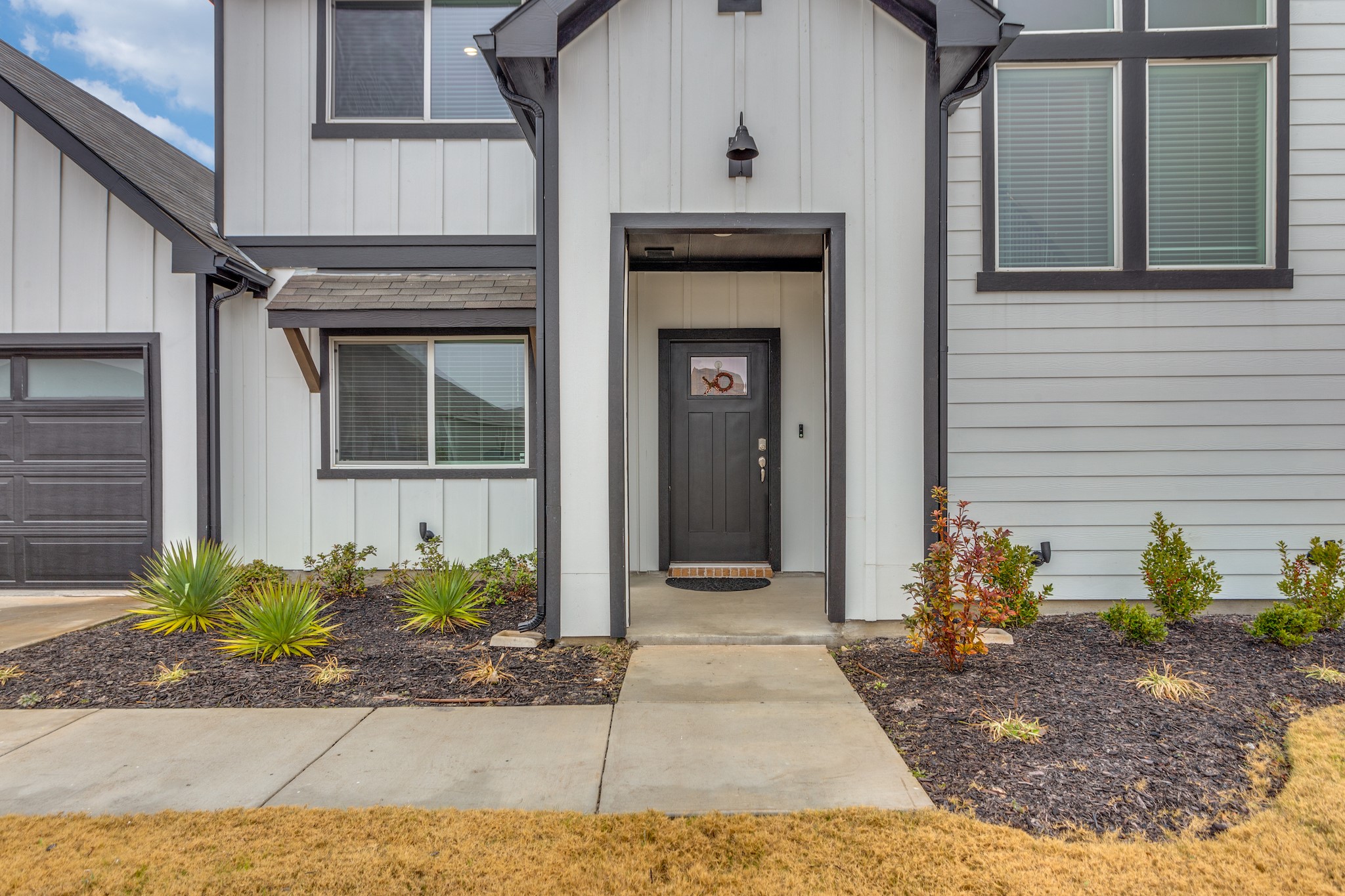 1604 Central Park Drive