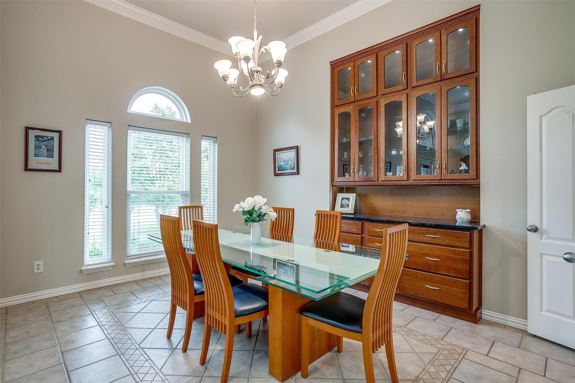 4432 Country Hill Road