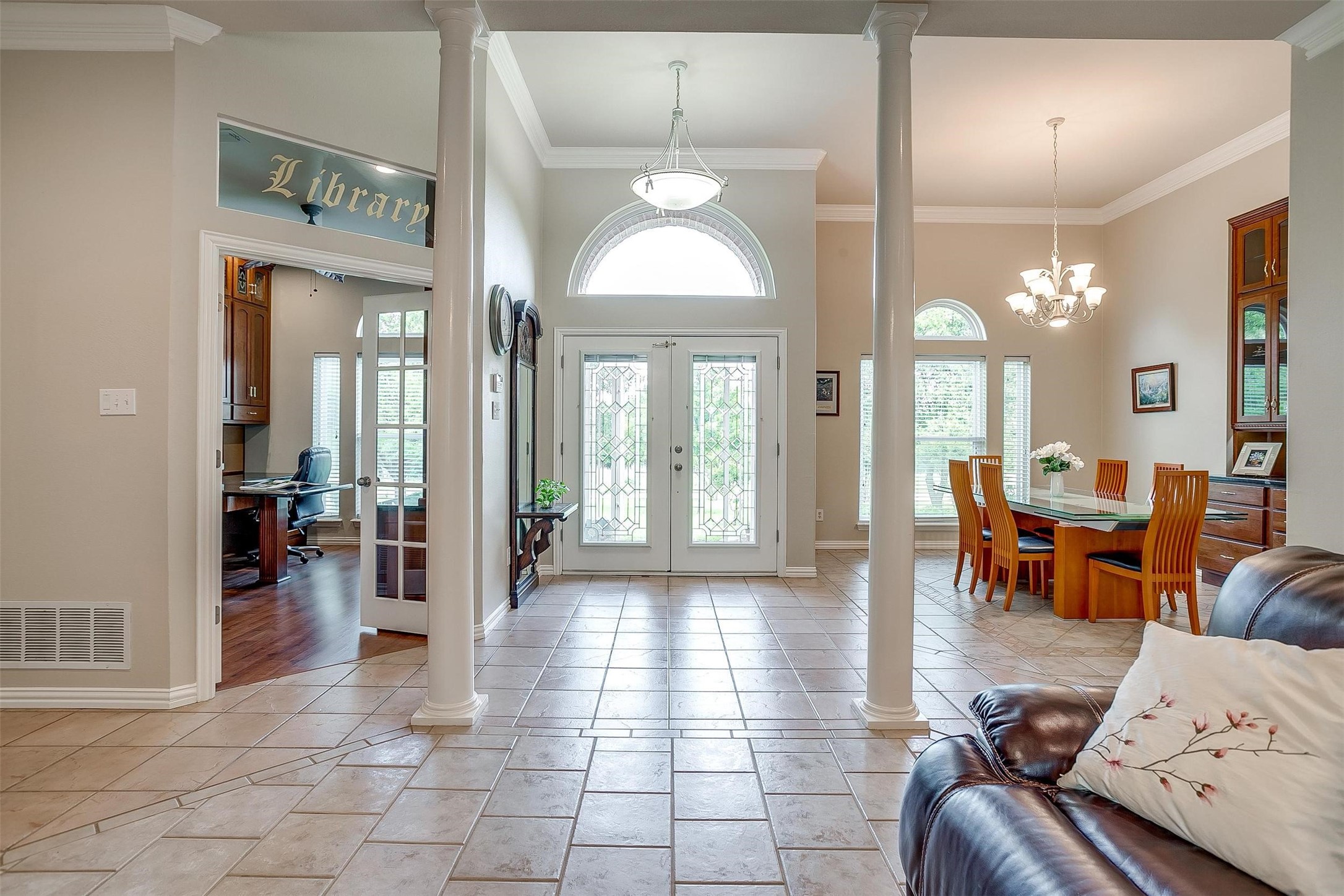 4432 Country Hill Road