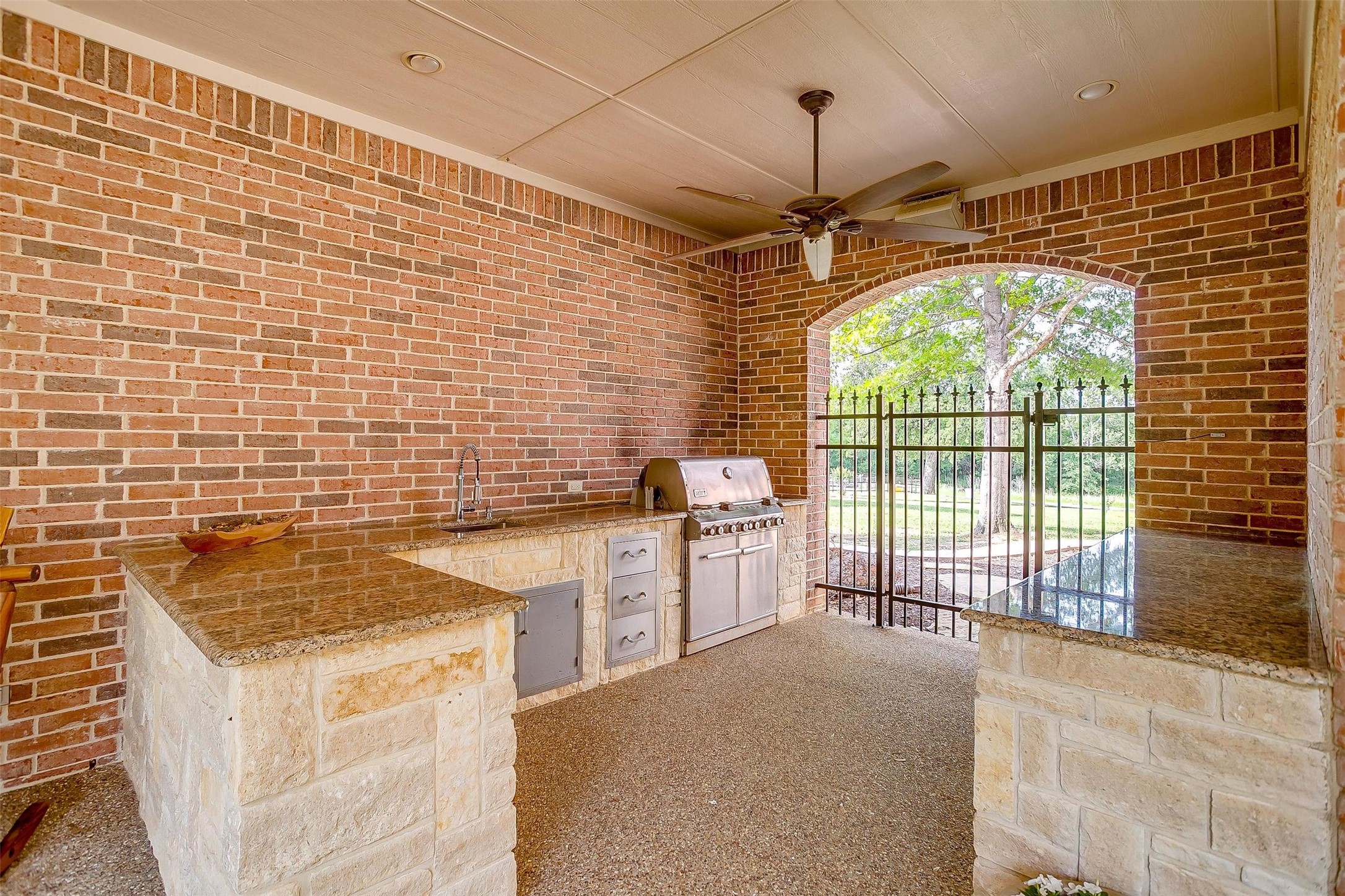4432 Country Hill Road