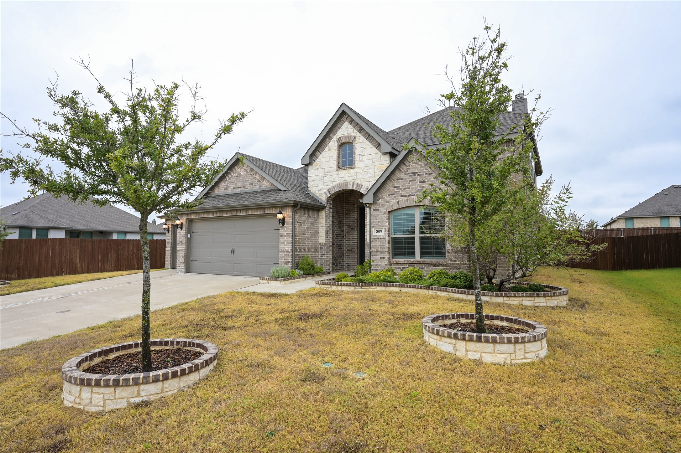 809 Deleon Drive