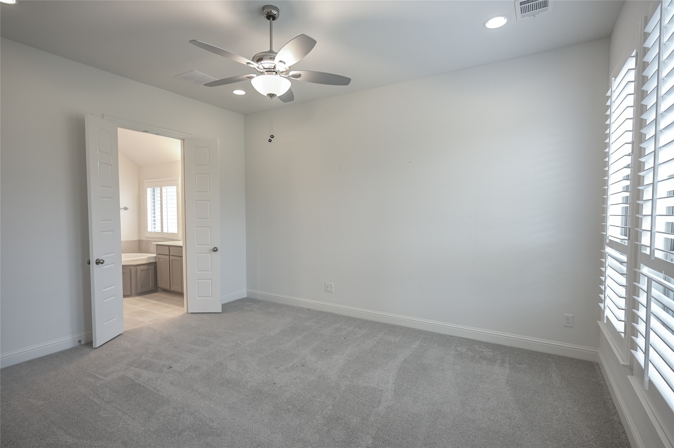 809 Deleon Drive