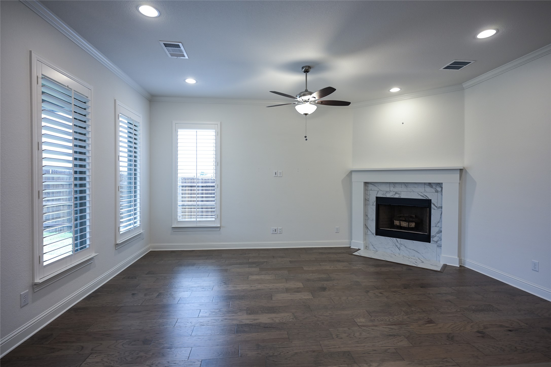 809 Deleon Drive
