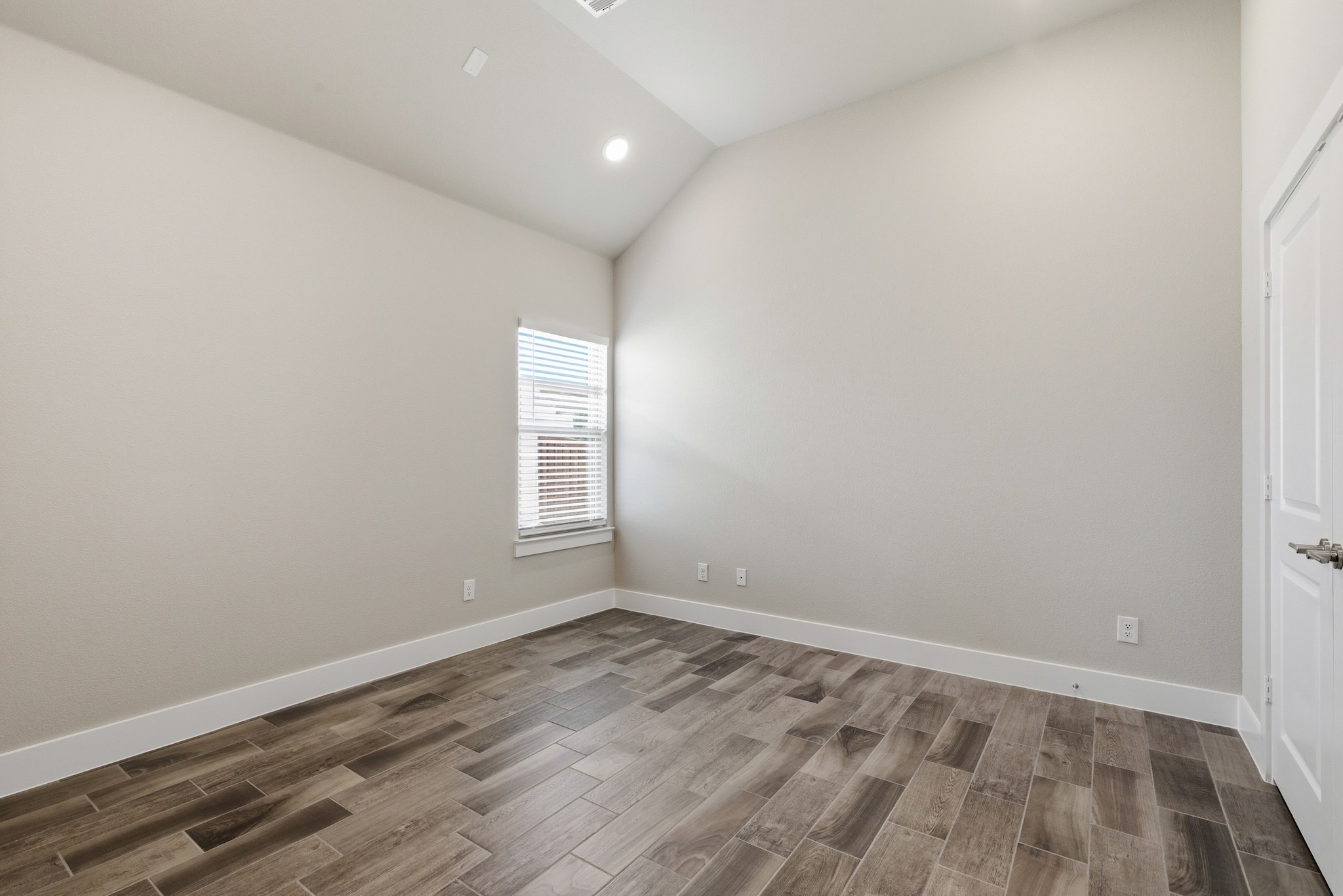 7016 Capanna Trail
