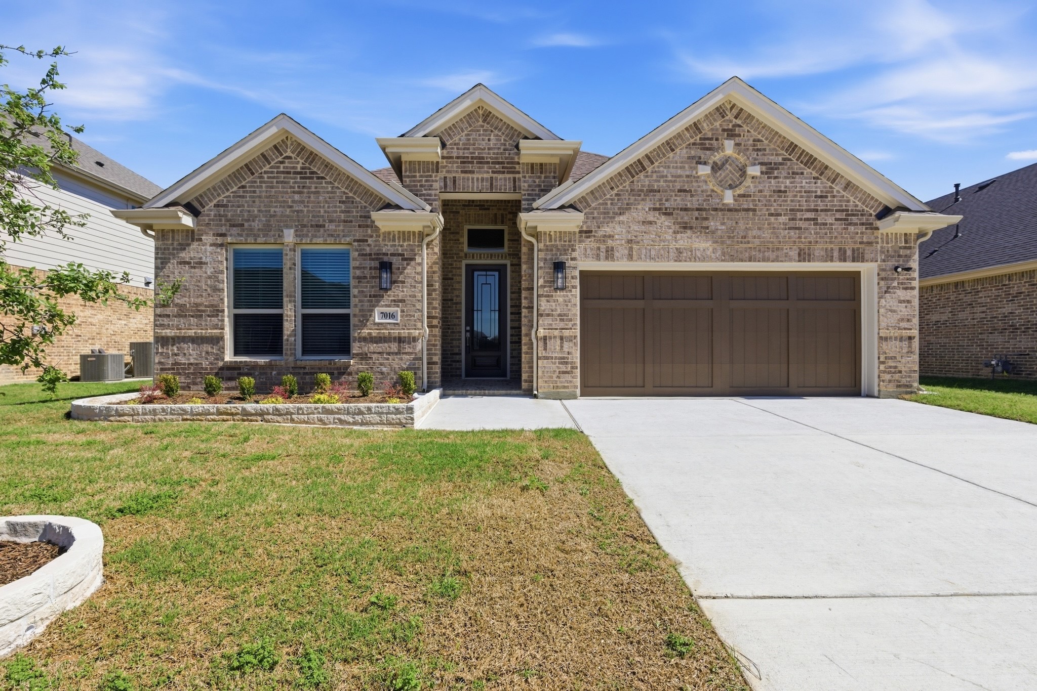 7016 Capanna Trail