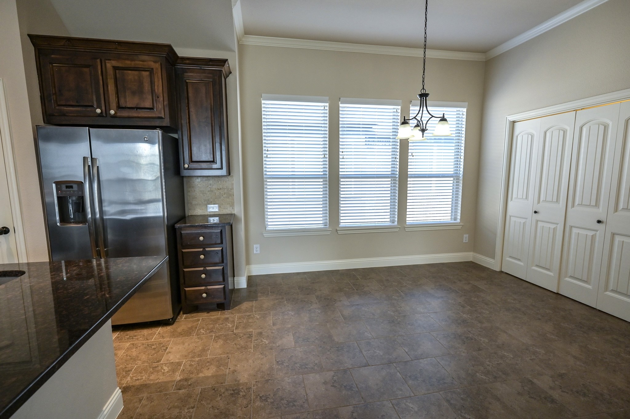 5075 Italia Lane