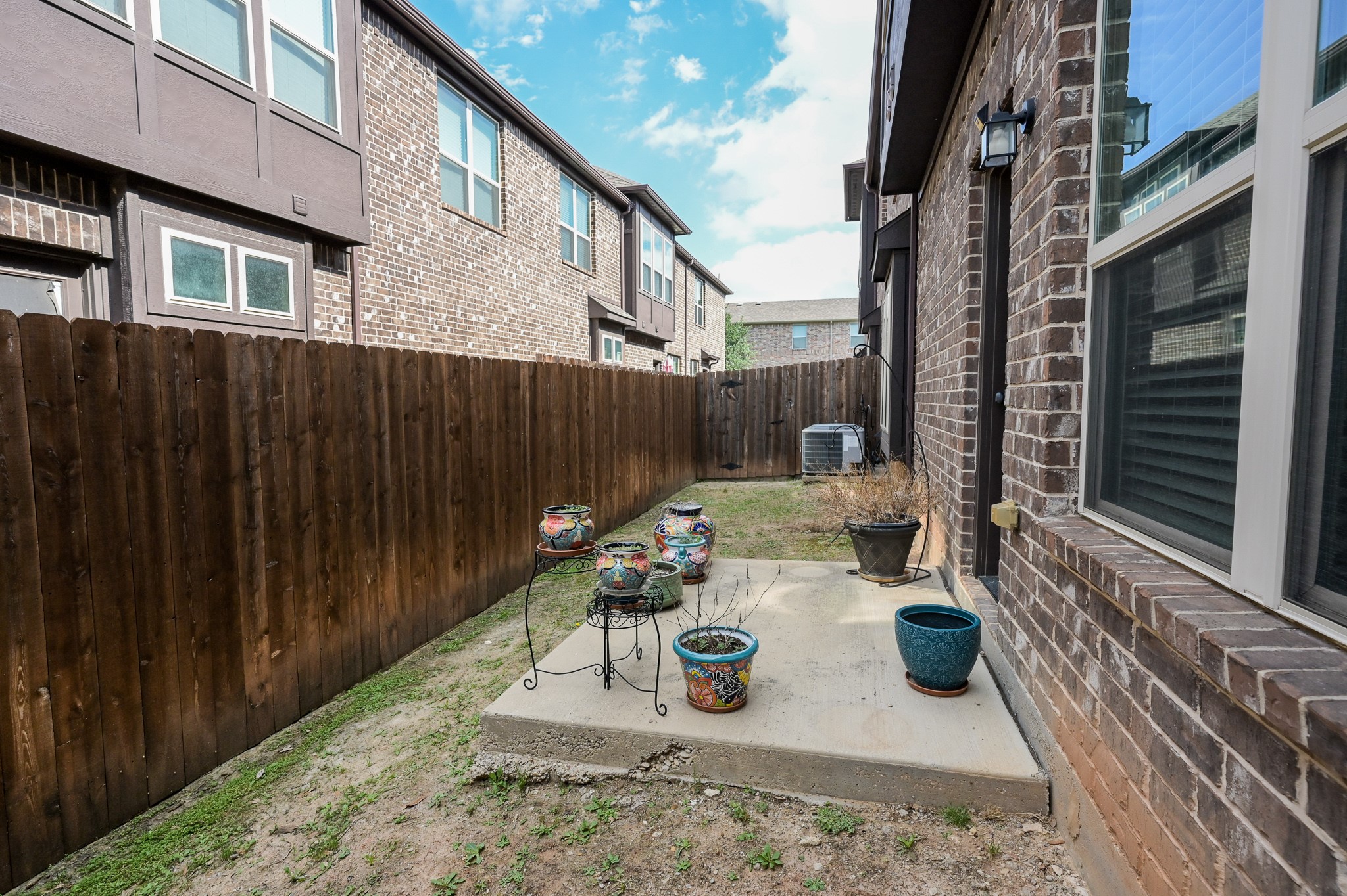 5075 Italia Lane