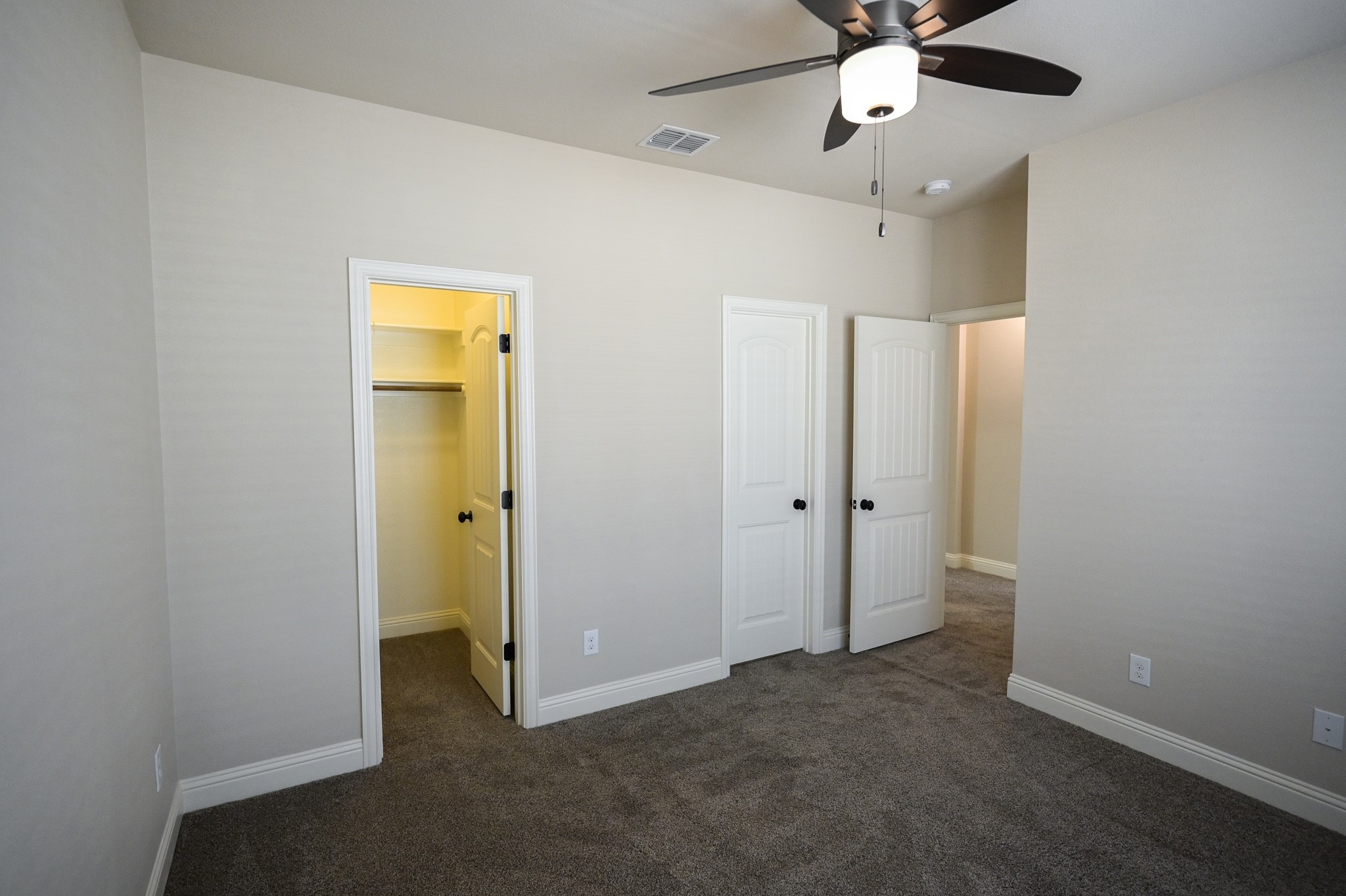 5075 Italia Lane