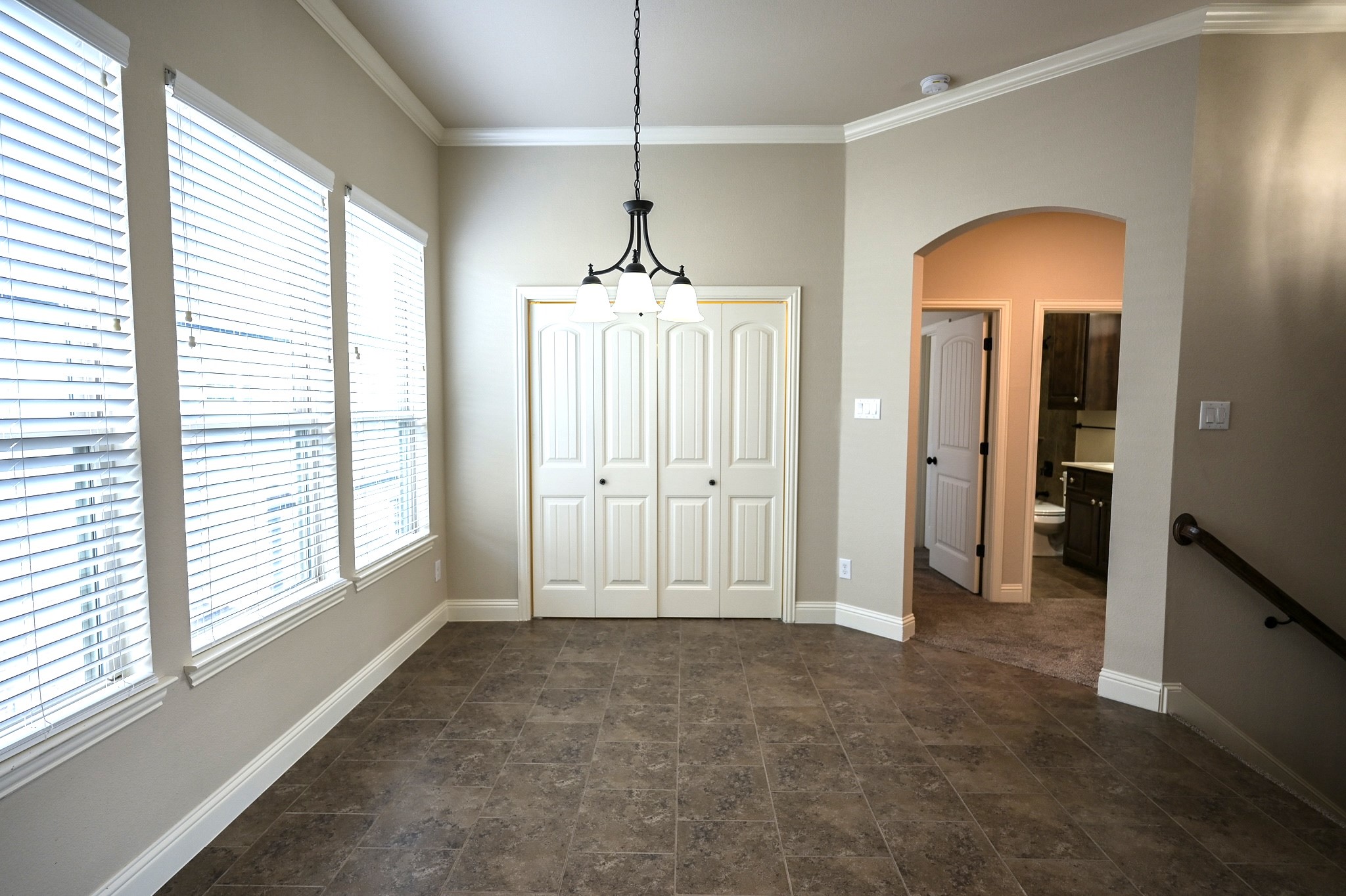 5075 Italia Lane