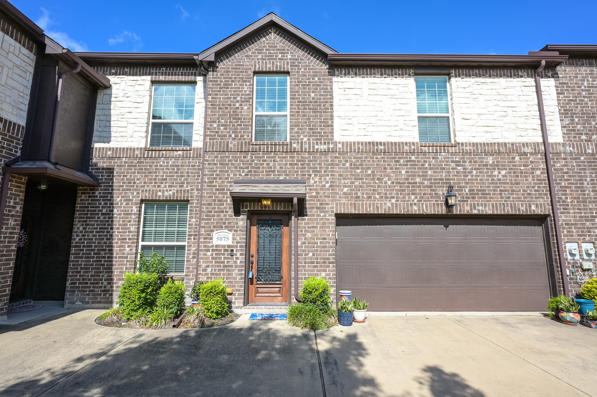 5075 Italia Lane
