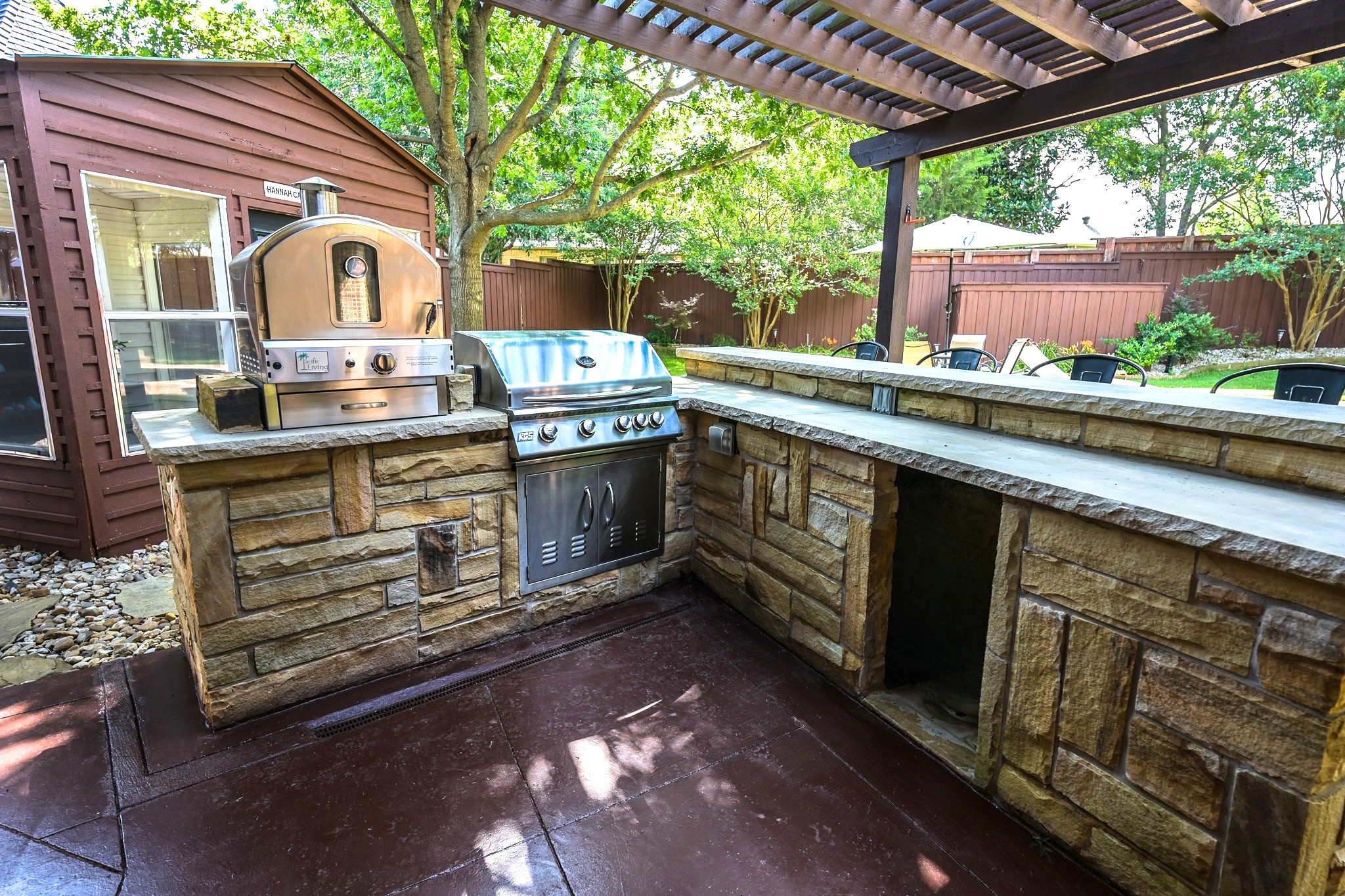 910 Belclaire Circle
