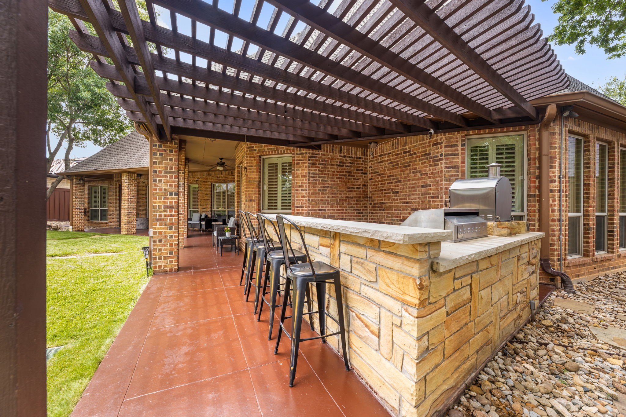 910 Belclaire Circle