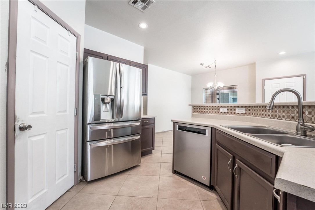 1573 Buffalo Brubaker Lane