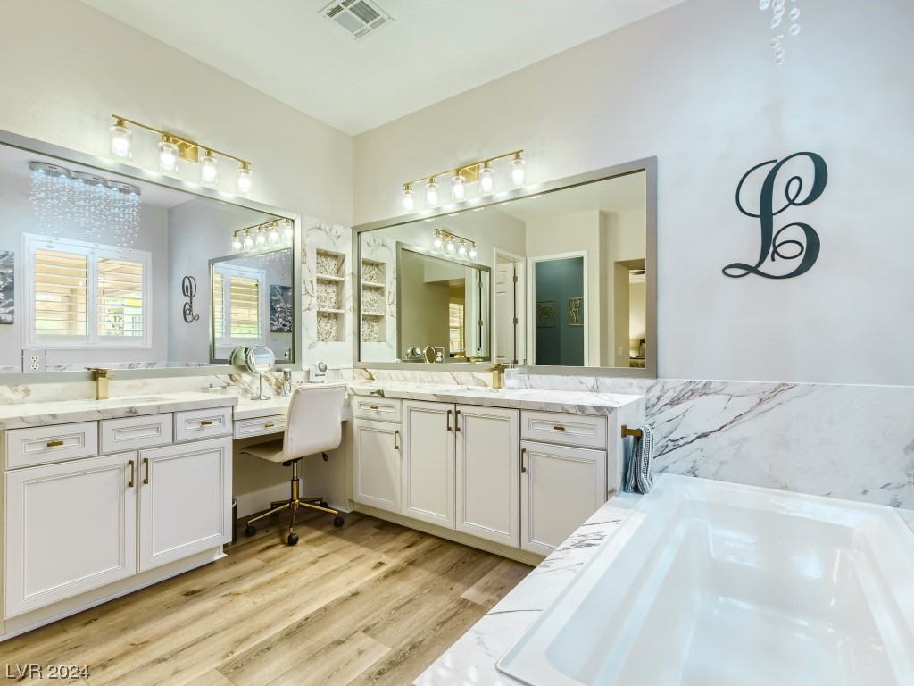 6761 Hyla Roman Avenue