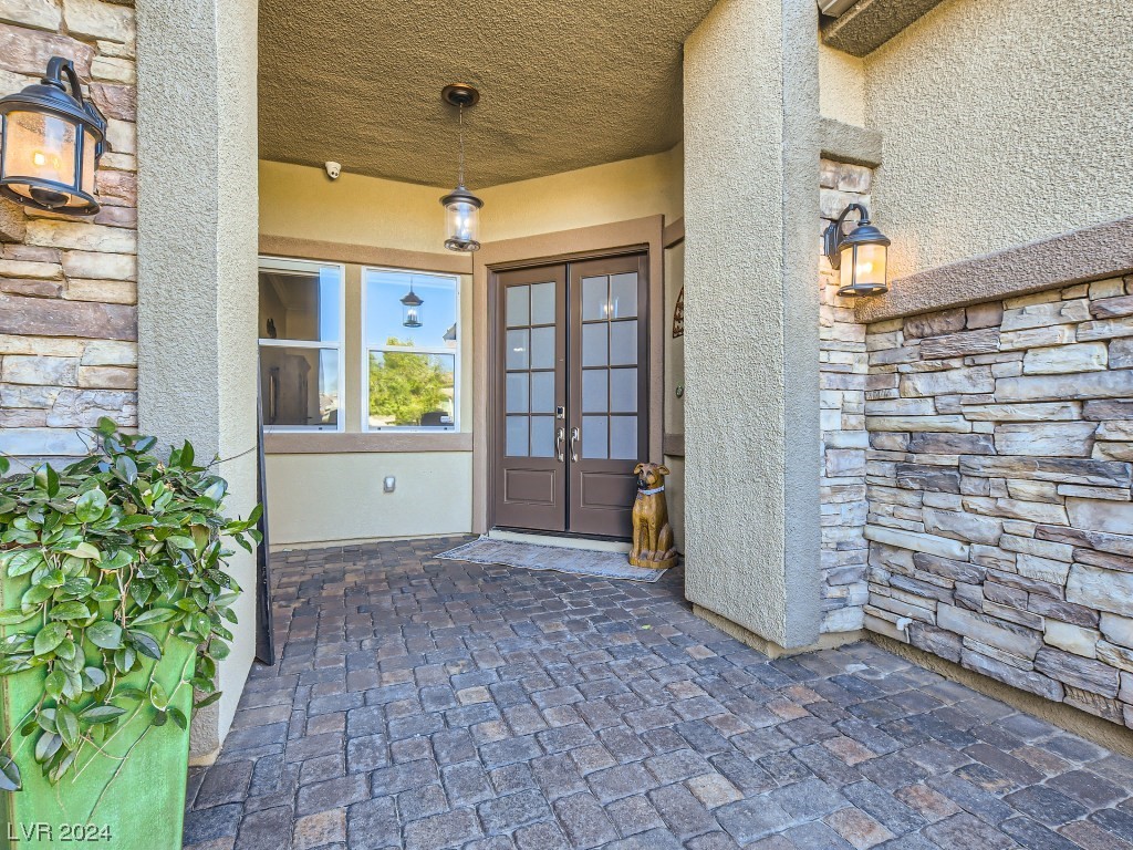 6761 Hyla Roman Avenue