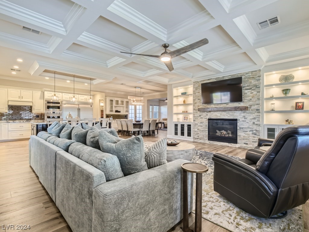 6761 Hyla Roman Avenue