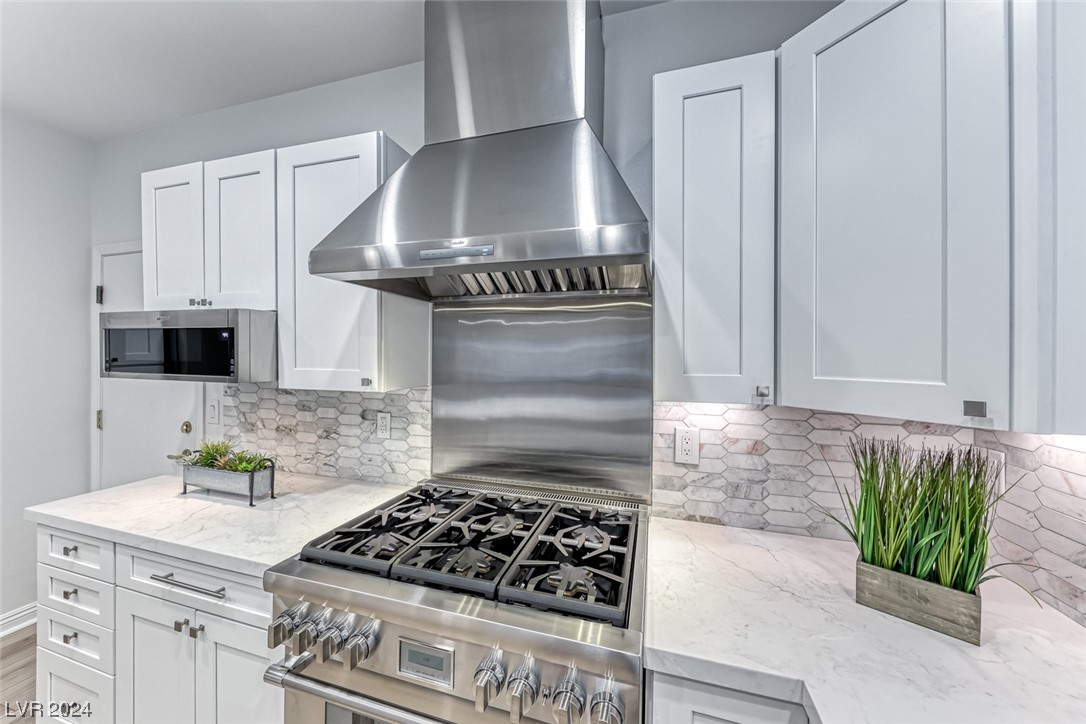 2429 Hardin Ridge Drive