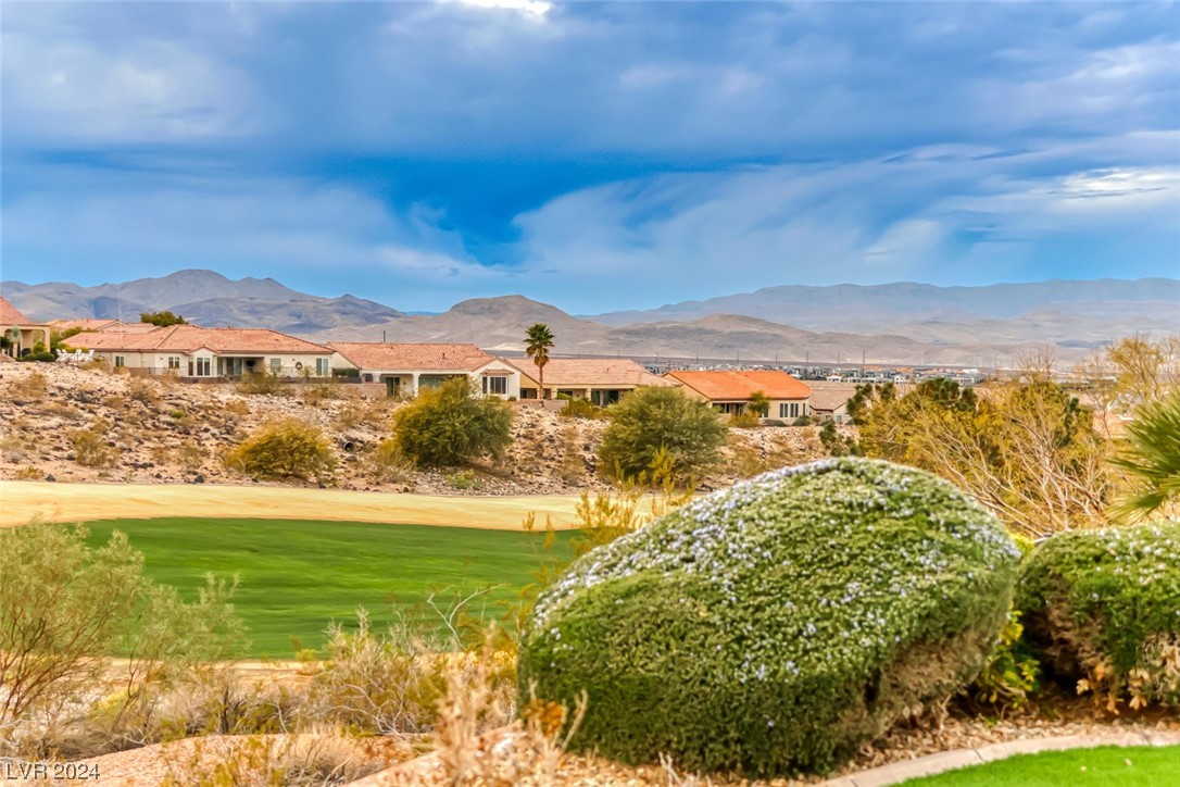 2429 Hardin Ridge Drive