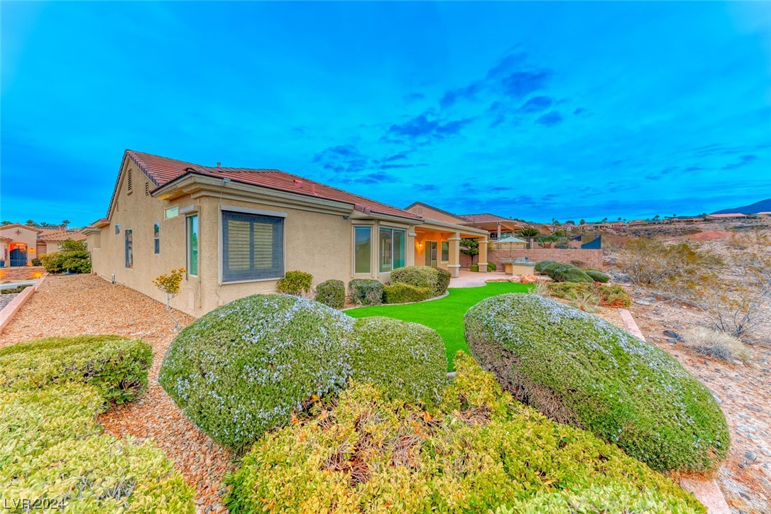 2429 Hardin Ridge Drive