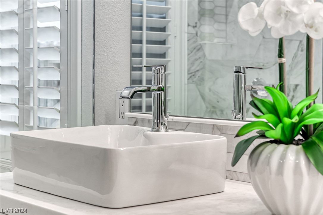 2429 Hardin Ridge Drive