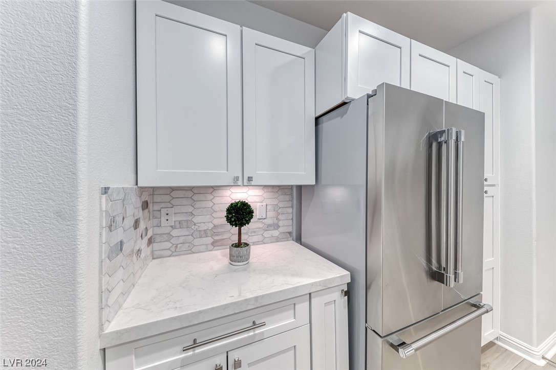 2429 Hardin Ridge Drive