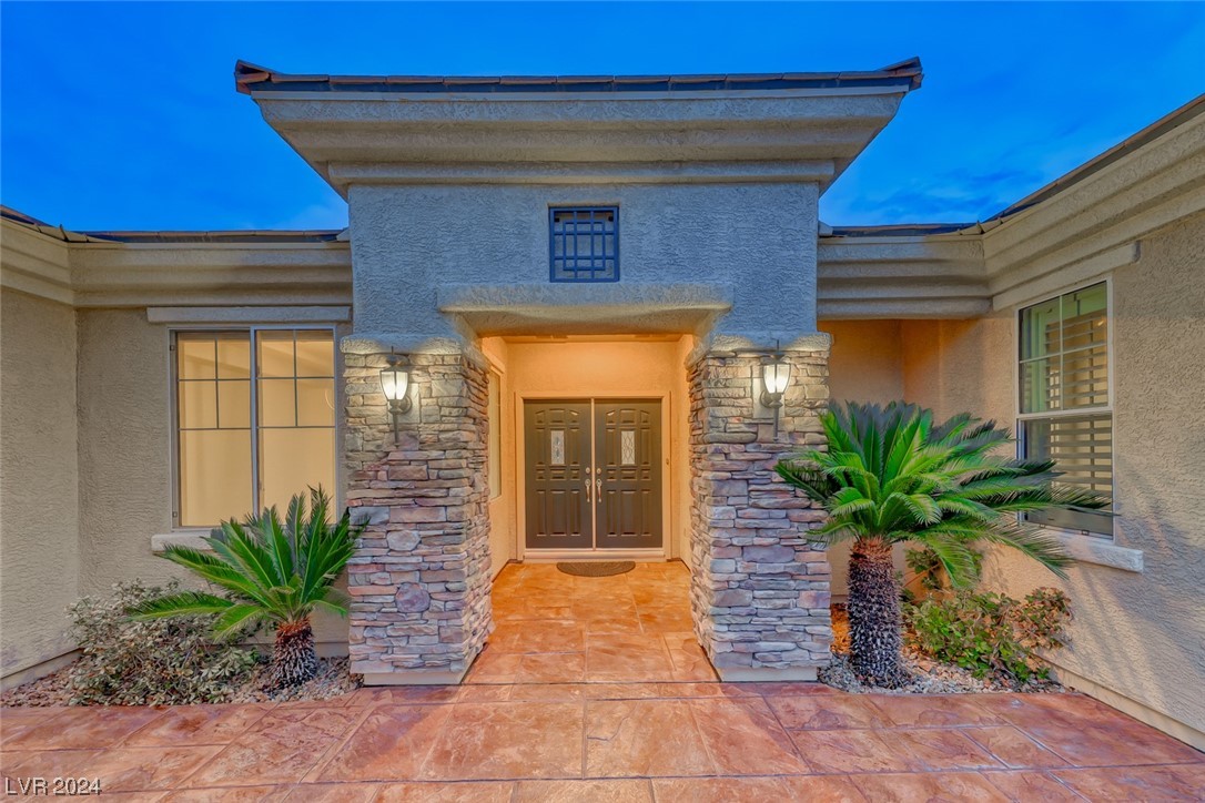 2429 Hardin Ridge Drive