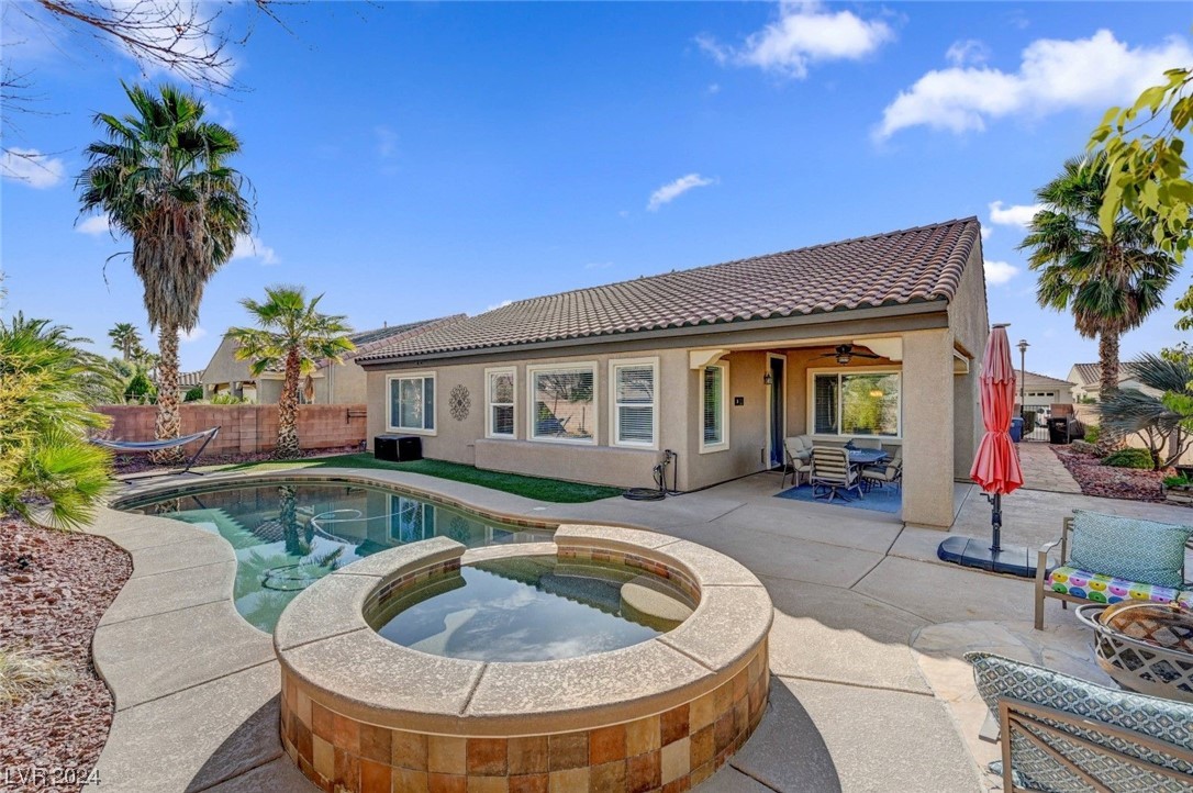 7220 Royal Melbourne Drive