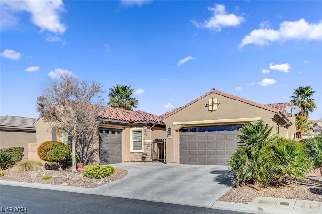 7220 Royal Melbourne Drive