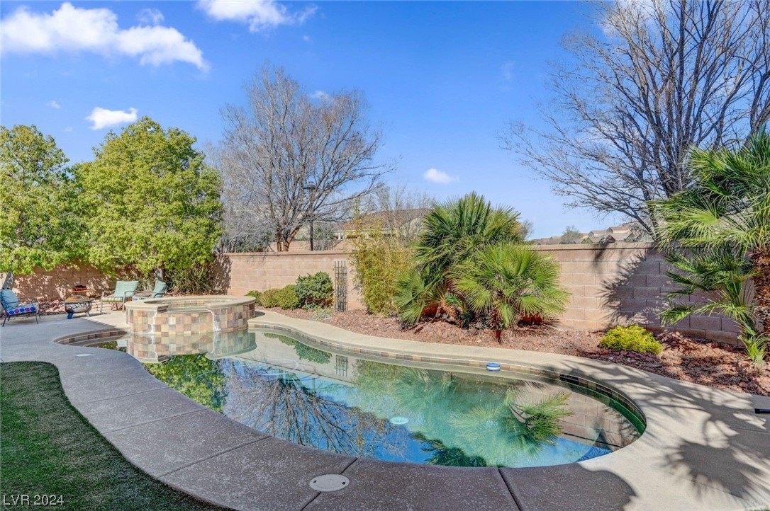 7220 Royal Melbourne Drive