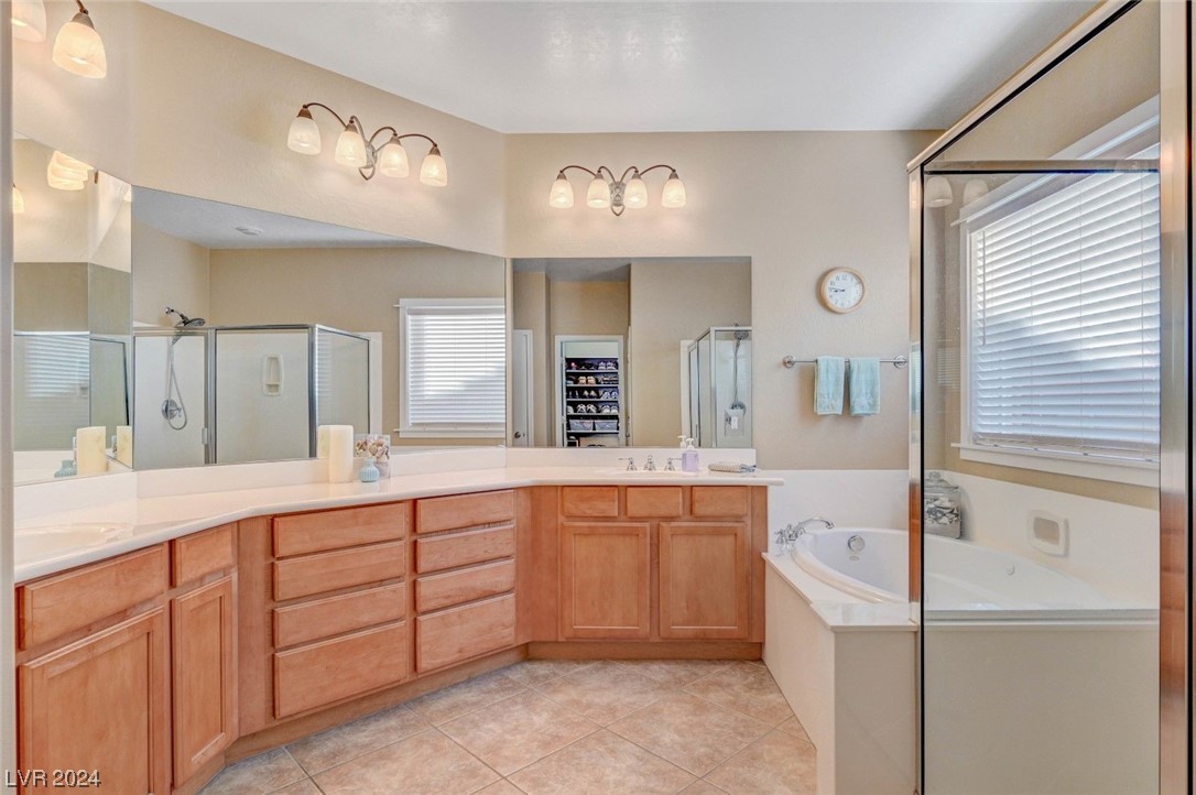 7220 Royal Melbourne Drive