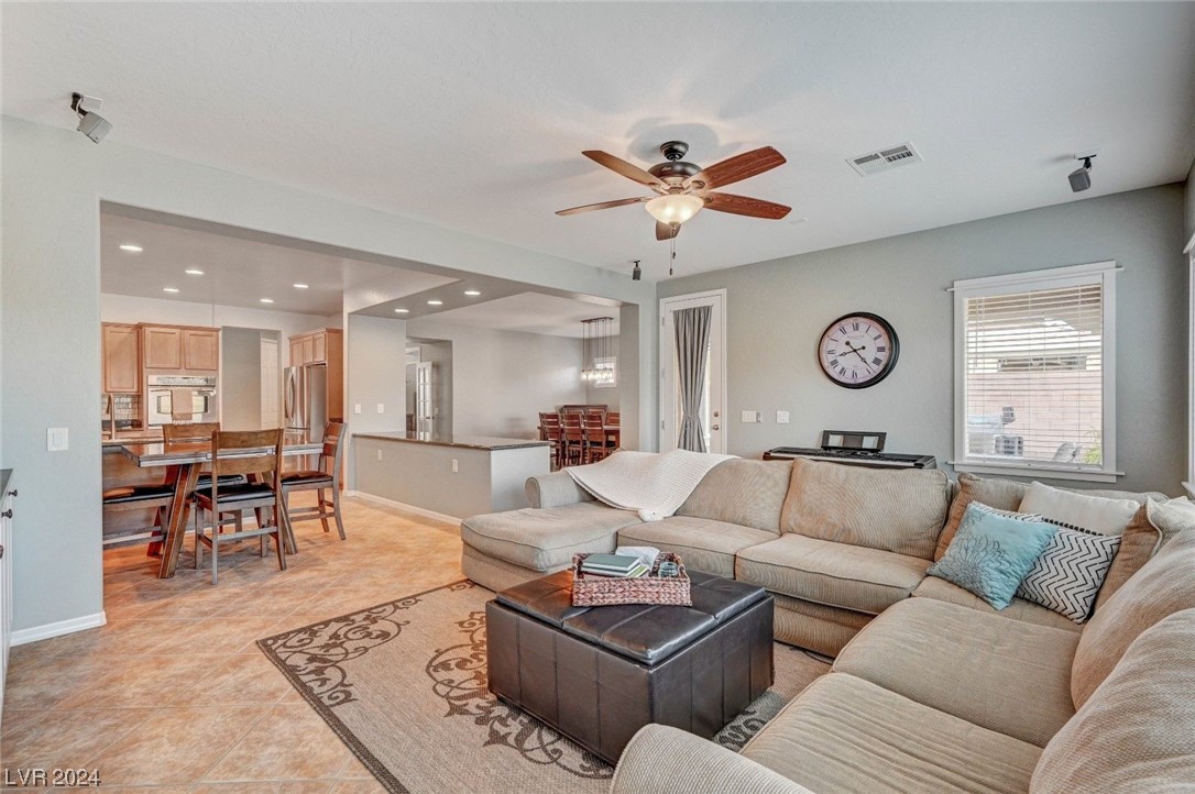 7220 Royal Melbourne Drive