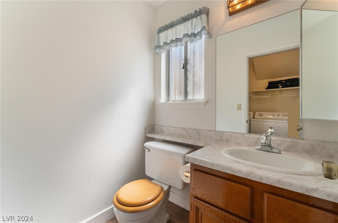 971 Looking Glass Lane