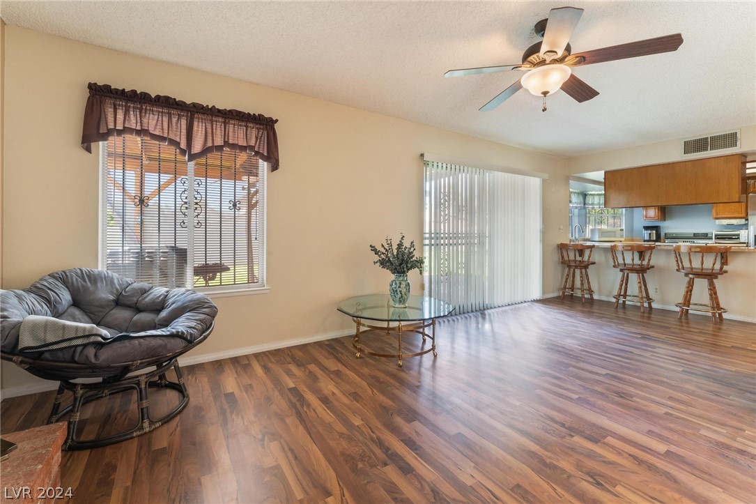 971 Looking Glass Lane