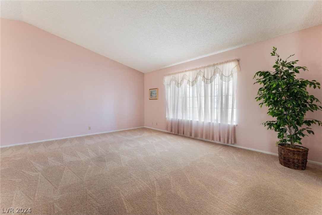 971 Looking Glass Lane