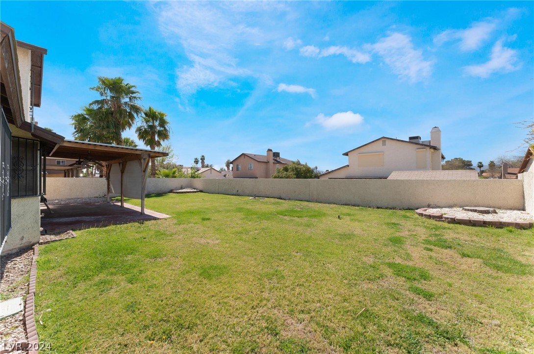 971 Looking Glass Lane