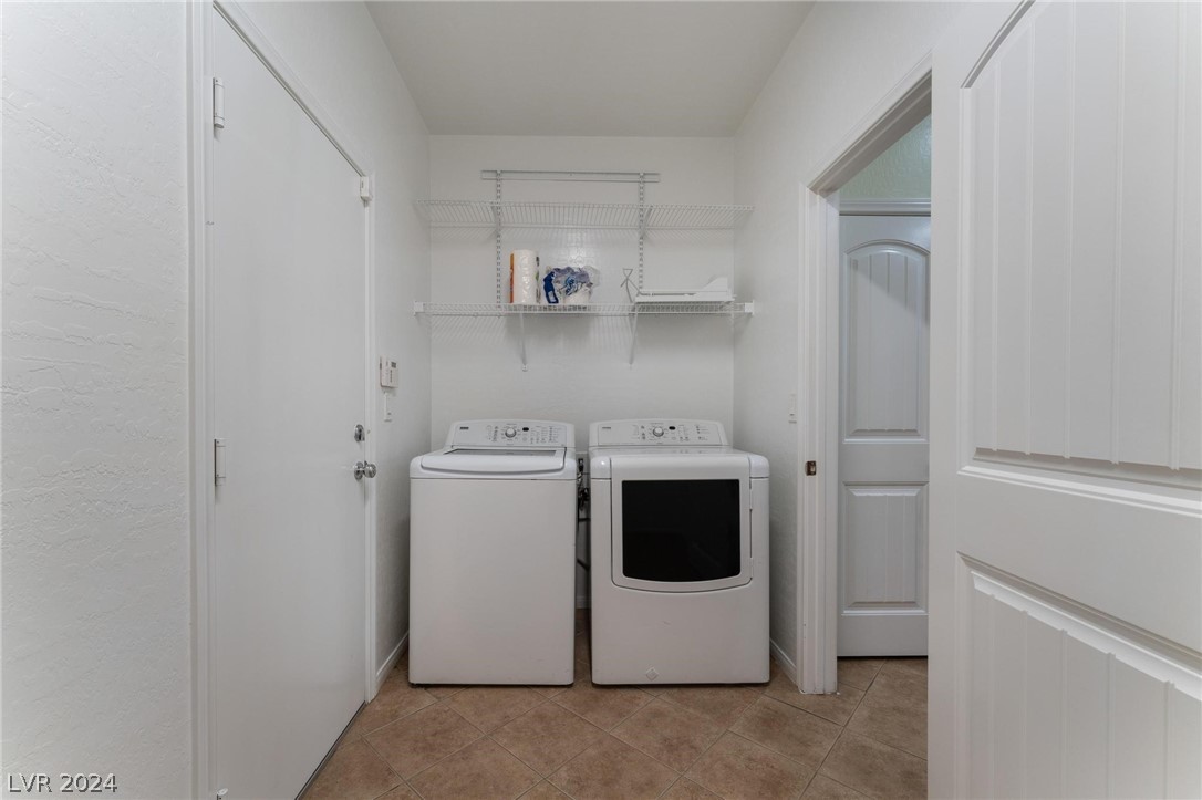 330 Kensington Palace Avenue 101