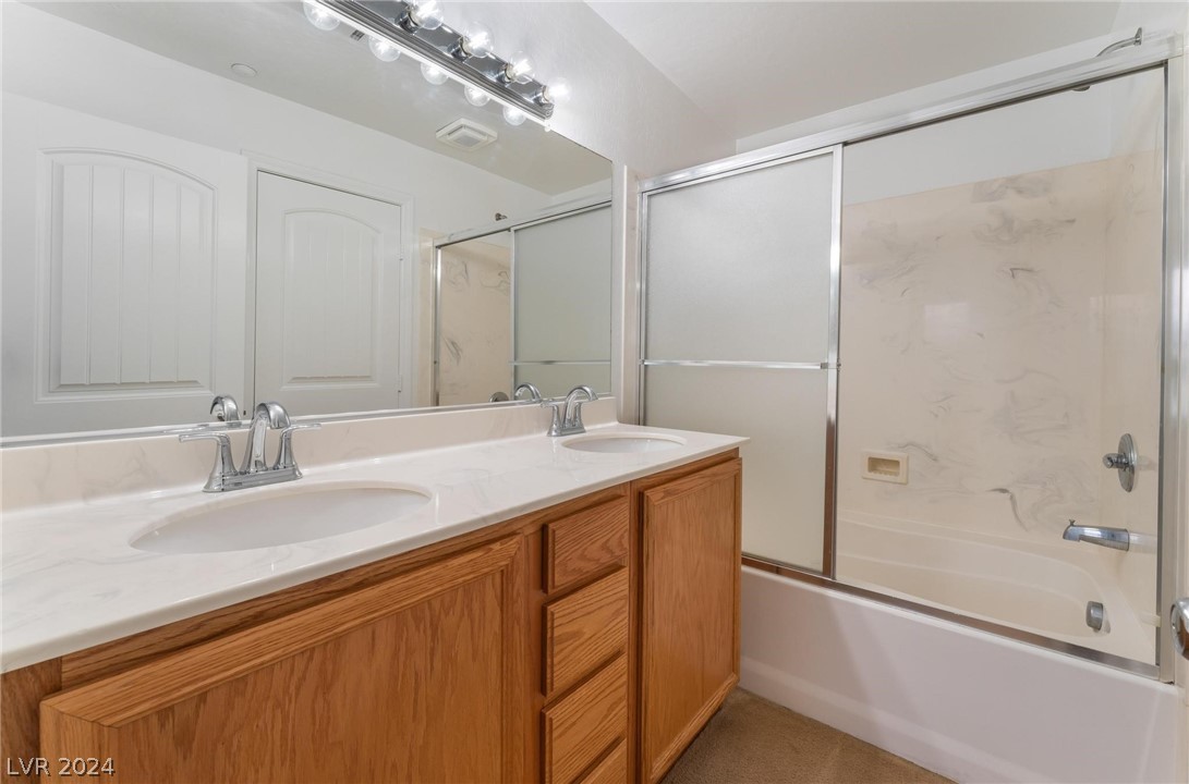 330 Kensington Palace Avenue 101