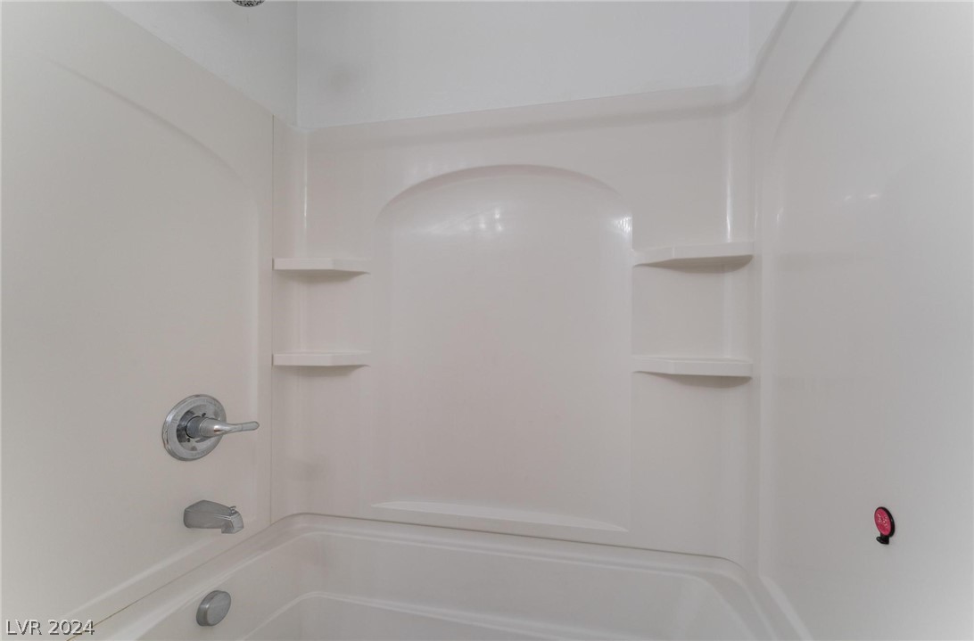 330 Kensington Palace Avenue 101