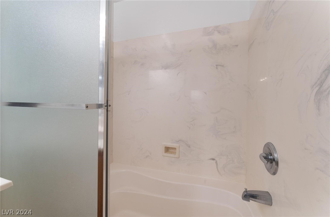 330 Kensington Palace Avenue 101